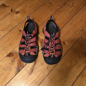 Keen Newport H2 Outdoor Water Shoes